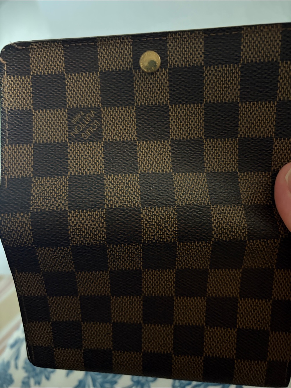 Louis Vuitton Brown Damier Medium Wallet with Gold Button - Picture 16 of 16